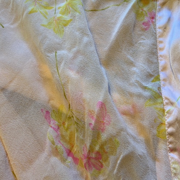 For Your Comfort 100% Silk robe medium - Picture 5 of 6